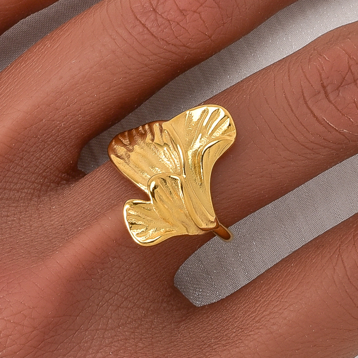 Stainless Steel Ginkgo Leaf Ring - Geometric Party Gift